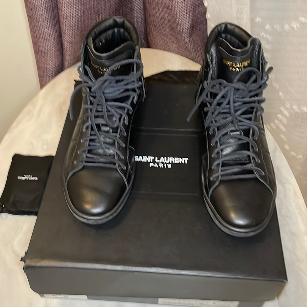 Saint Laurent Sneakers (100% authentic)